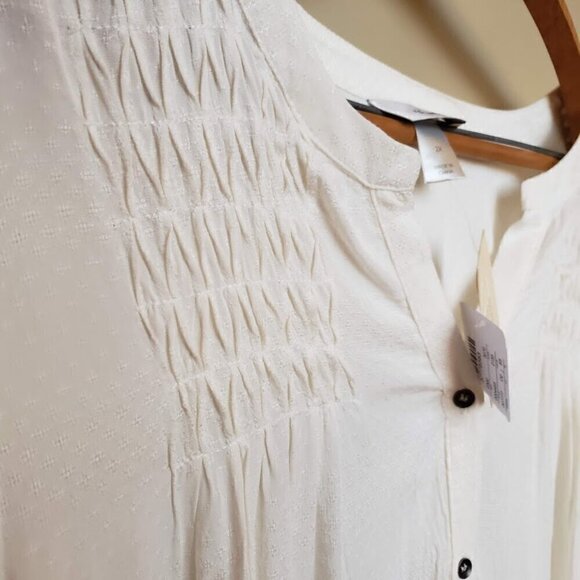 NWT CJ Banks Cream White Long Sleeve Women's Plus Sized Tunic Size 2x - Picture 4 of 9